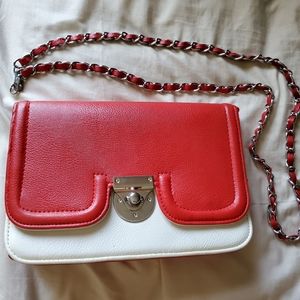 Vintage Red/White Faux Leather Handbag
